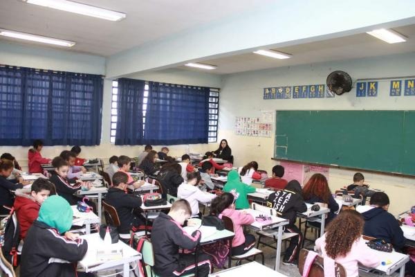 Foto da reportagem Ideb 2025: Embu lidera com 6,5, Itapecerica chega a 6,3 e Taboão avança para 6,2