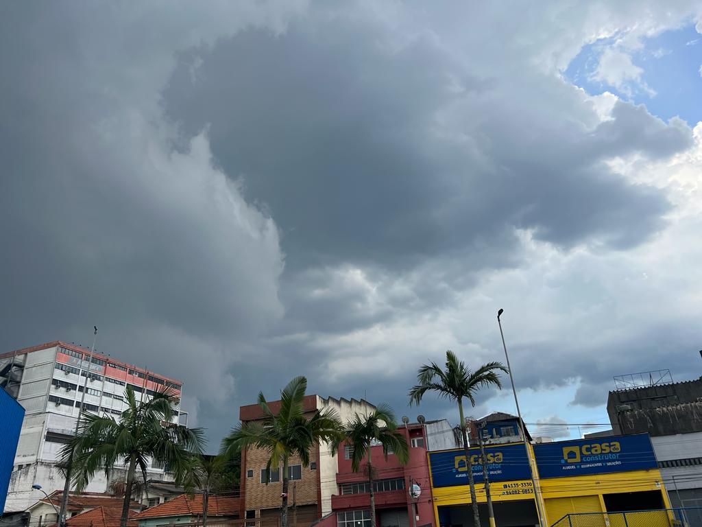 Foto da reportagem Previsão indica temporais no fim de semana em Taboão, Embu e Itapecerica